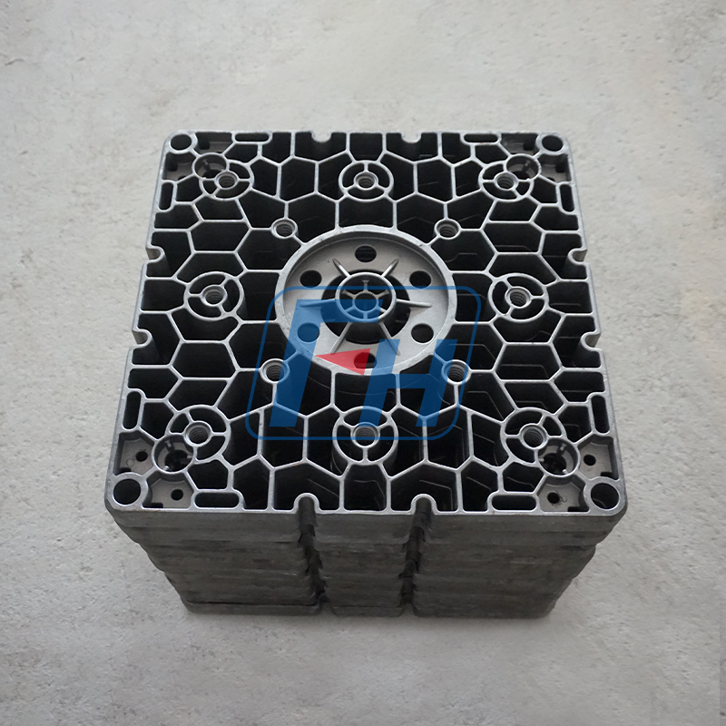 Bandeja base de tratamiento térmico para horno de empuje